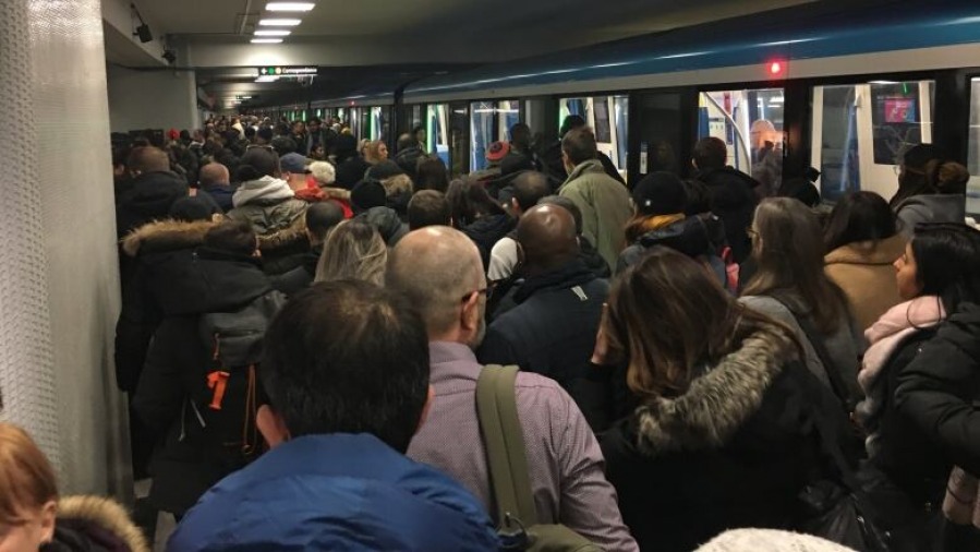 Закрыта оранжевая ветка монреальского метро, как минимум до полудня