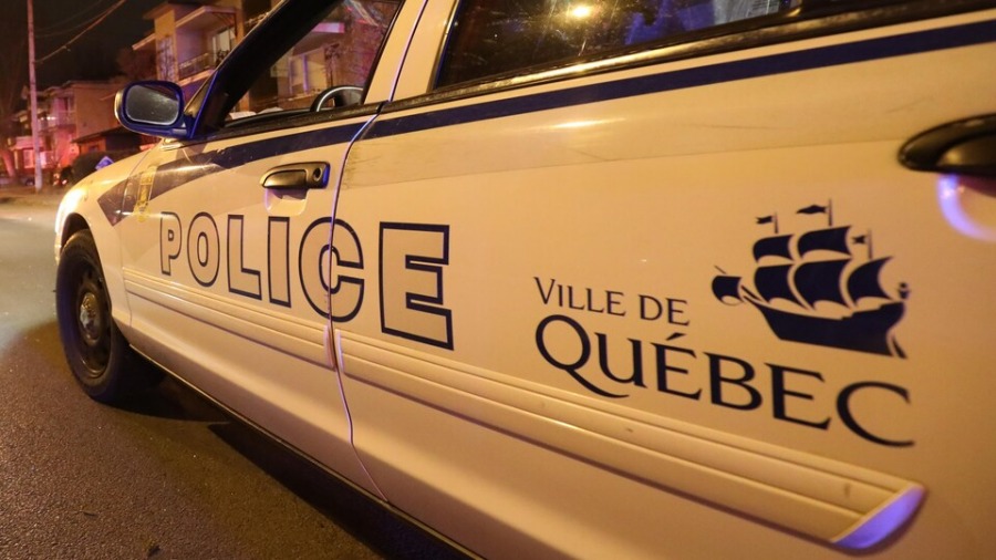  Квебек: Полиция распустила десяток частных вечеринок и арестовало одного человека в рамках мер по борьбе с COVID-19