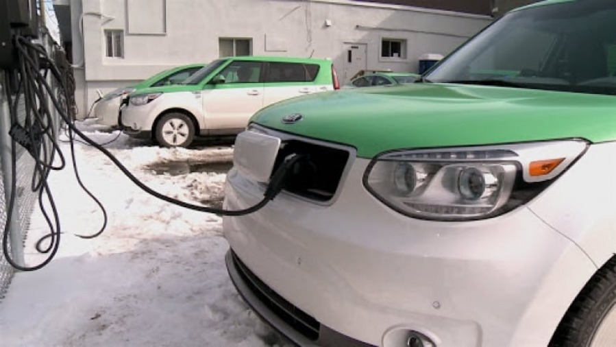 В Монреале закрылась компания электрического такси Téo Taxi 