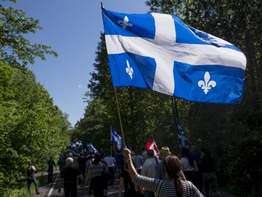 Более 14 тыс  стоит Канаде прием одного просителя убежища