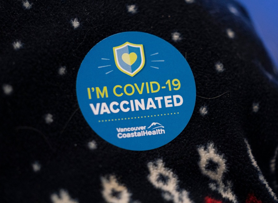 Канадские власти выпустили новое руководство для полностью вакцинированных