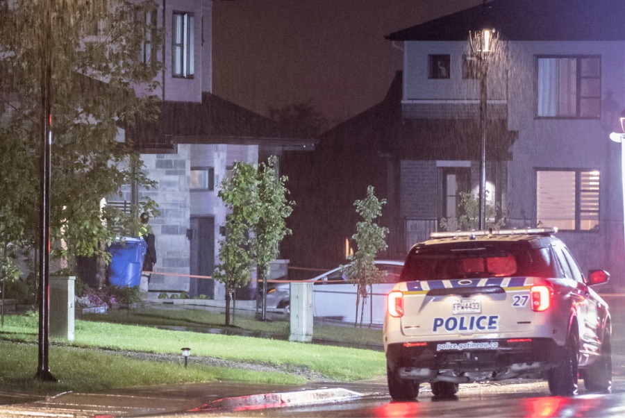 Трагедия в Гатино: три трупа – мужчина и два ребёнка – найдены в доме
